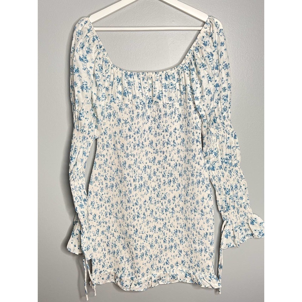 SAU LEE Betty Linen Blend Smocked Floral Mini Dress Blue/White Women's Size 8 - Picture 4 of 10